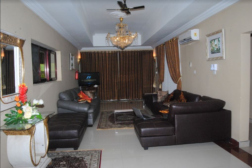 Rooms Kumasi about chat all in Chat With